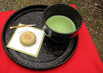 Traditional Japanese Wagashi with Matcha Tea, Matcha, Japan, Food, Wagashi, Sweets, Green Tea HD wallpaper