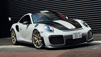 Porsche 911 GT2 RS Weissach Package HD wallpaper