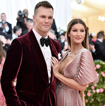 Tom Brady, Gisele Bundchen, Fan request, Bucs return HD phone wallpaper