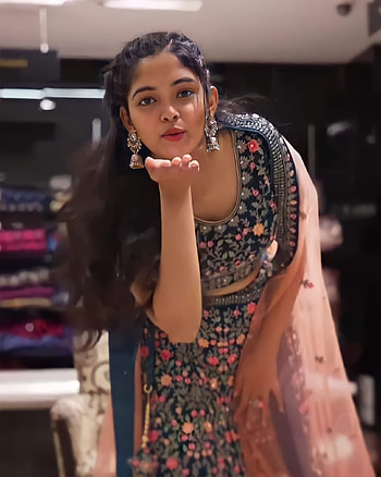 Ananya sharma, lip, makeover HD phone wallpaper