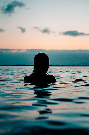 Sunset, Sea, Swimming, Dark, Silhouette, Ripples, Ripple HD phone wallpaper