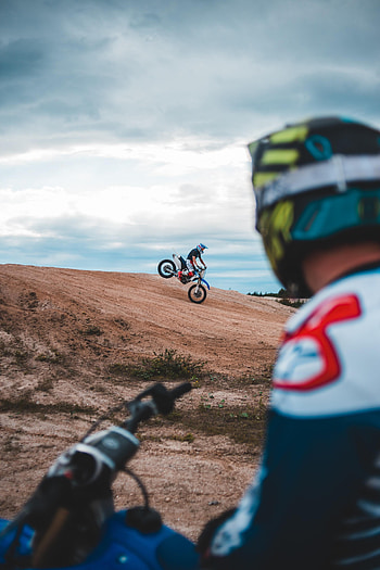 Sand, Motorcycles, Motorcycle, Slope, Trick, Motorcyclists HD phone wallpaper