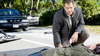 Edge of Darkness (2022) movie HD wallpaper