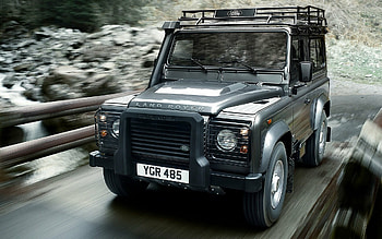 Land Rover, Luxury SUVs, Prestigious brand, Superior craftsmanship HD wallpaper