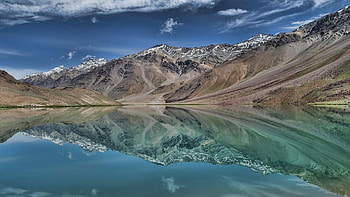 Chandratal lake, Himachal Pradesh, India, mountains, rocks, reflections, clouds, Water, sky HD wallpaper