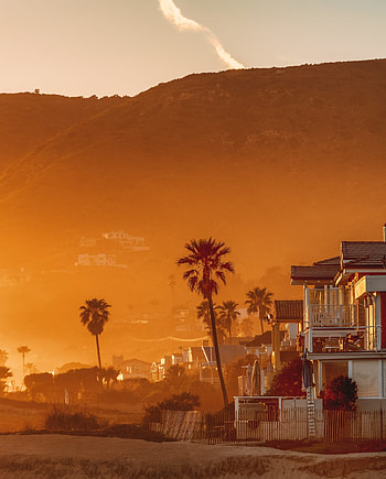 Best beaches in Malibu California, Away and far HD phone wallpaper