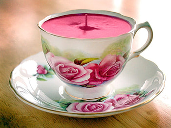 A cup of rose, rose, saucer, candle, cup HD wallpaper