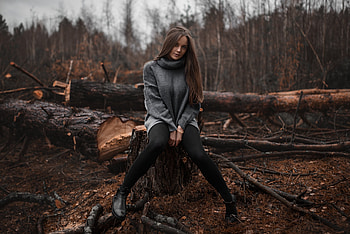 Women Outdoors Sitting, women, girls, outdoor, graphy HD wallpaper