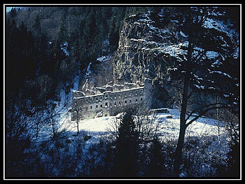 vaselion monastary in trabzon,turkey, winter, monastary, turkey HD wallpaper