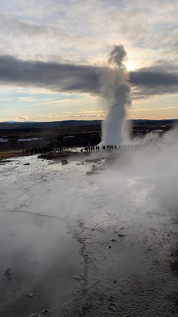 Geysers in national parks, Geyser, Iceland travel, Geyser ideas HD phone wallpaper