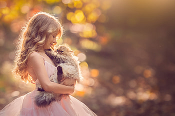 Little Girl With Cat, cute, cat, animals, girl HD wallpaper