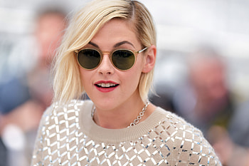 Kristen Stewart Celebrity, kristen-stewart, celebrities, girls, glasses HD wallpaper
