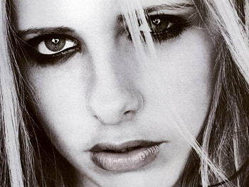Dark Buffy, slayer, sarah michelle gellar, buffy, actress, beauty HD wallpaper