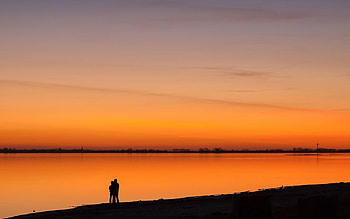 Nature, Sunset, Lake, Shore, Bank, Couple, Pair, Silhouettes, Romance HD wallpaper