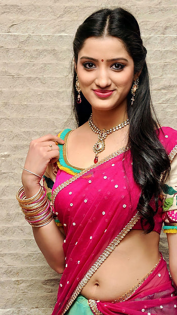 Richa panai, navel, saree beauty HD phone wallpaper
