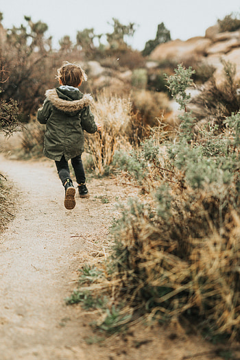 Grass, Miscellanea, Miscellaneous, Path, Child, Run, Running HD phone wallpaper