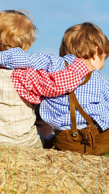 Friendship Whatsapp, Cute Boys, Sitting HD phone wallpaper
