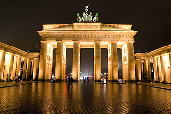 Brandenburg Gate, Berlin , Mobile backgrounds, Architectural marvel HD wallpaper