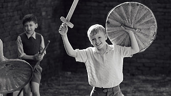 Jude Hill, Belfast movie, Young actor, Kenneth Branagh HD wallpaper