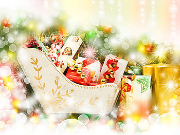 Christmas decoration, toys, balls, decoration, green, lights, yellow, christmas, red, new year HD wallpaper