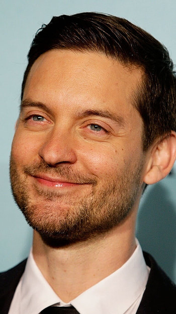 Tobby Maguire, Tobby Hollywood Hero HD phone wallpaper
