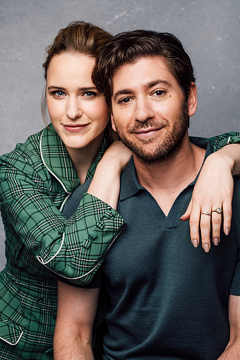 Michael Zegen, Marvelous Mrs Maisel, Emmy-winning show, Comedic acting HD phone wallpaper