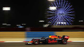 Bahrain Grand Prix, Friday sessions, Verstappen heads Norris, Formula 1reg HD wallpaper