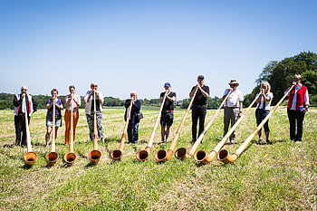 Fototagebuch 23 woche, Lichtbild hamm, Alphorn experience, Swiss customs HD wallpaper