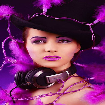 PURPLE WORLD..HAT ,EYES, LIPS, make up, eyes, lips, music face, feater, hat, woman HD wallpaper