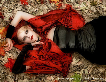 RED LIPS AUTUM REST., red lips, resting, jacket, dress, lefs, woman, beauty HD wallpaper