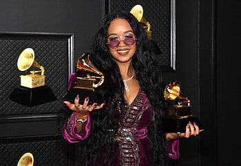 H.E.R., Grammy winner, Academy award, Daily Sabah HD wallpaper