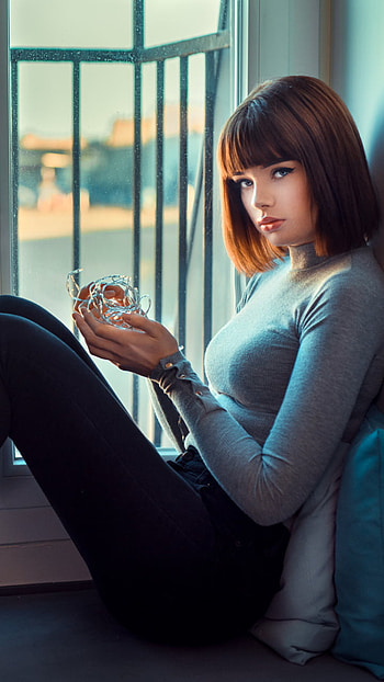 blue eyes, short hair, brunette, model, woman HD phone wallpaper