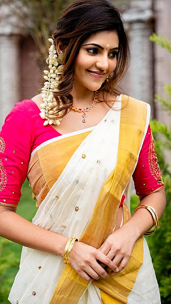 Athulya ravi, tamil actress, saree beauty HD phone wallpaper