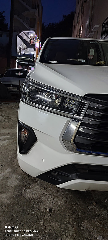 Innova, Toyota Innova, suv cars, cars, toyota cars, toyotainnova, innova car, indian suv, mpv cars HD phone wallpaper