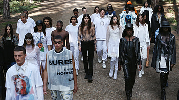 Burberry spring-summer, British GQ, Fashion looks, Style inspiration HD wallpaper