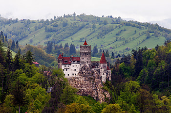 Fast Track Tickets, Dracula's Castle, Tiqets HD wallpaper