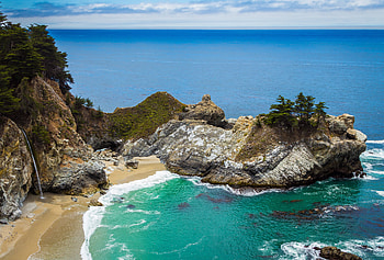 USA's coastal beauty, California's water wonder, Stone and sea, Big Sur's coastal charm HD wallpaper