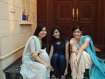 priya,sana,riya, models, priya, riya, sana HD wallpaper