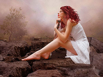 A dreamer, dreamer, lady, white dresses, girl, lonely, woman, loneliness HD wallpaper