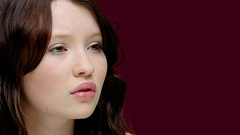 Emily Browning 40037 px, High-resolution , Detailed graphy, Exquisite beauty HD wallpaper