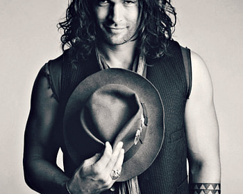 Jason Momoa, white, black, smile, man, bw, actor, male, hat HD wallpaper