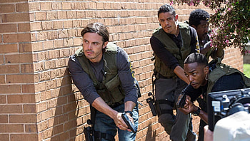 Triple 9 (2022) movie HD wallpaper