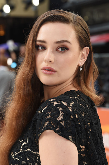 Katherine Langford, flash graphy, lip, hollywood actress HD phone wallpaper