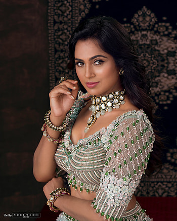 Ramya Pandian, actress, tamil, model, Kollywood HD phone wallpaper
