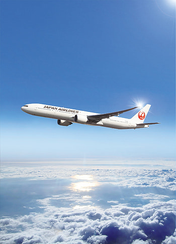 Japan Airlines, Codeshare flights, Vietjet partnership, Seamless travel HD phone wallpaper