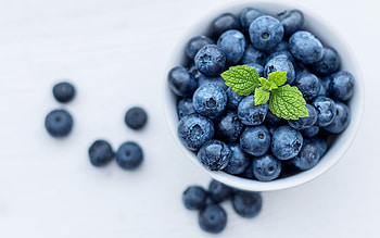 Juicy blueberries, Mouthwatering treat, Berrylicious, Nature's candy HD wallpaper