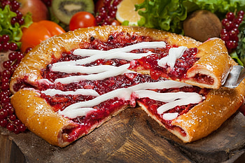 Pie , Mouth-watering , Vibrant dessert , Crave-worthy treats HD wallpaper