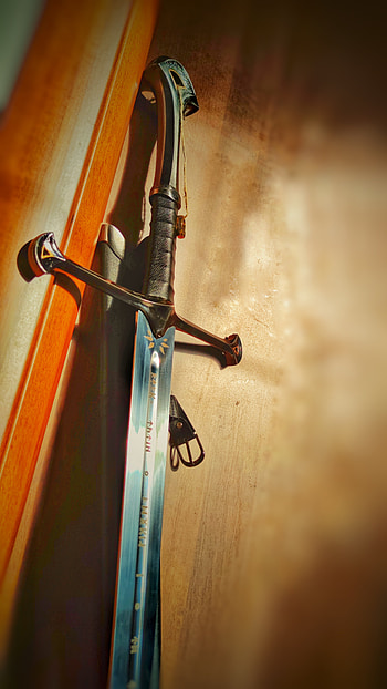 Lotr Andurill, door, shotgun, sword HD phone wallpaper