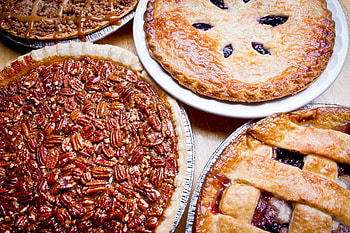 Best pie shops, Online pie orders, Gourmet pastry delights, Nationwide delivery HD wallpaper