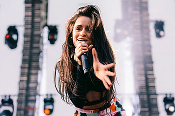 Camila Cabello Live Performing, camila-cabello, music, celebrities, girls HD wallpaper